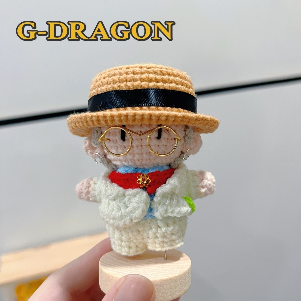 18 pieces gift box inspired by  G-DRAGON Keychain Dolls Handmade Plush Doll